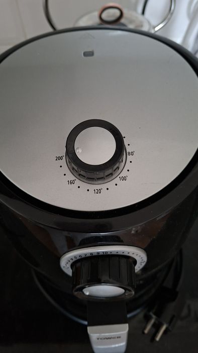 Еър фрайър - много запаазен