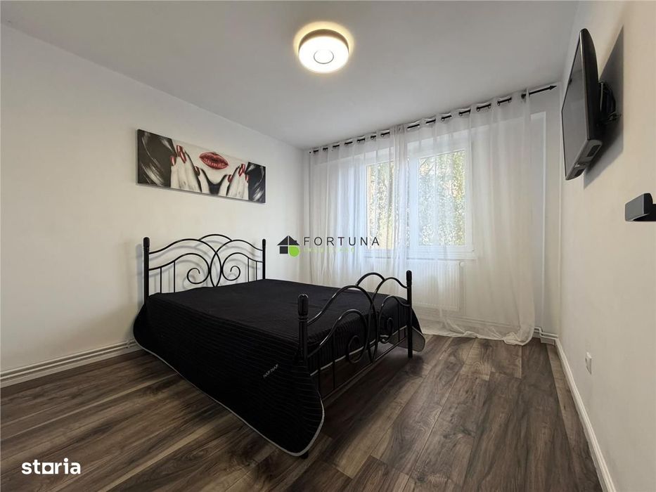 Apartament 3 camere, etaj intermediar, str. Mircea cel Batran