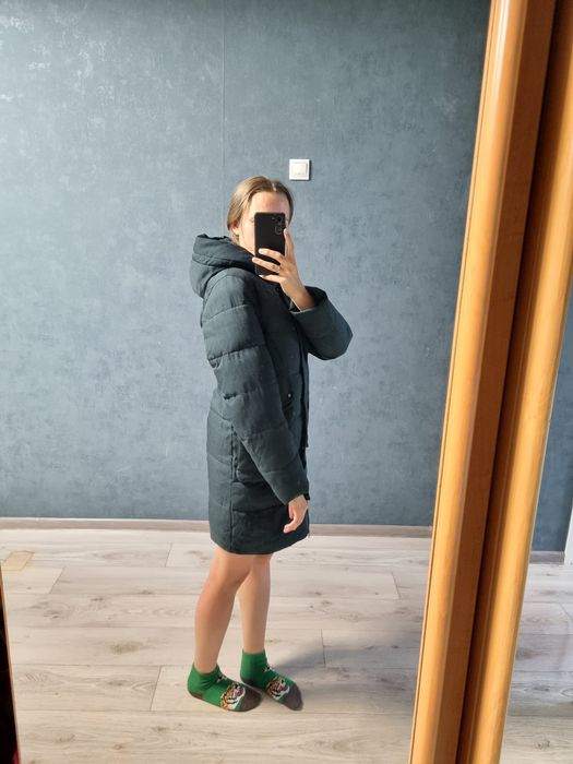 Продам зимнюю куртку