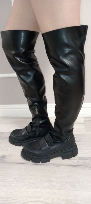 Продаются сапоги