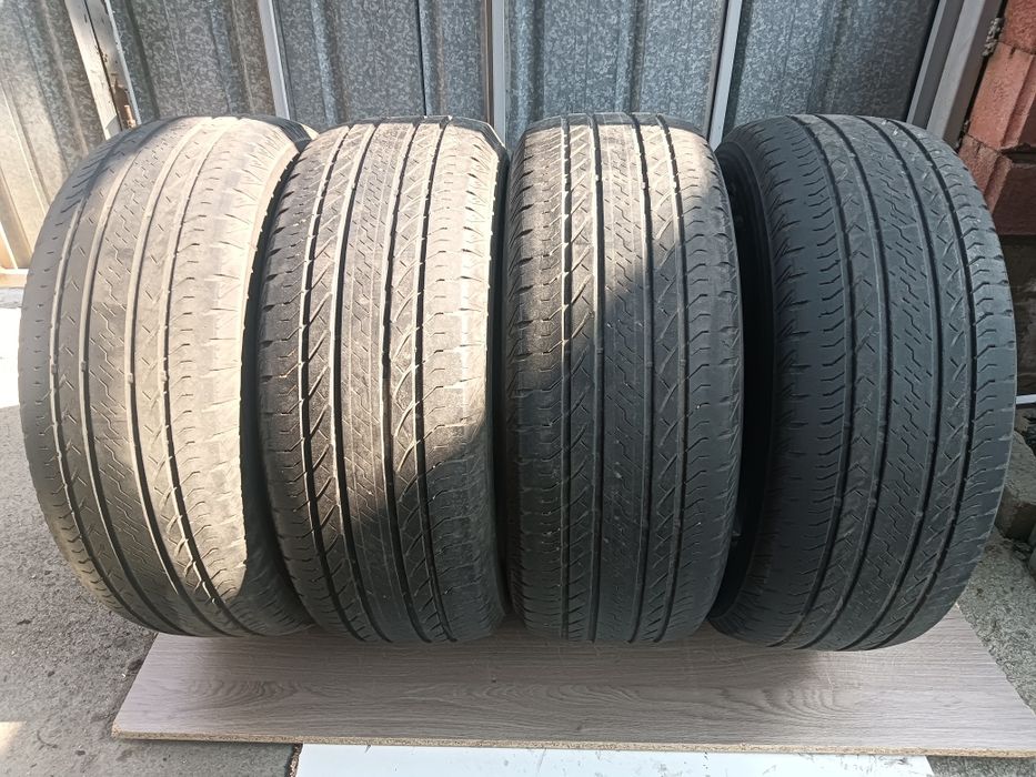 Продам шины на кросовки или джип