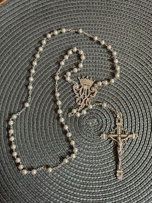 Rozar argint lucrat manual.