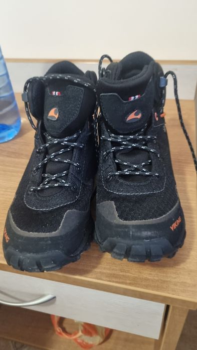 Боти момче Viking