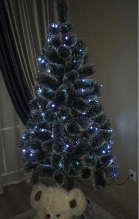 Продам ёлку высота 2,2 м