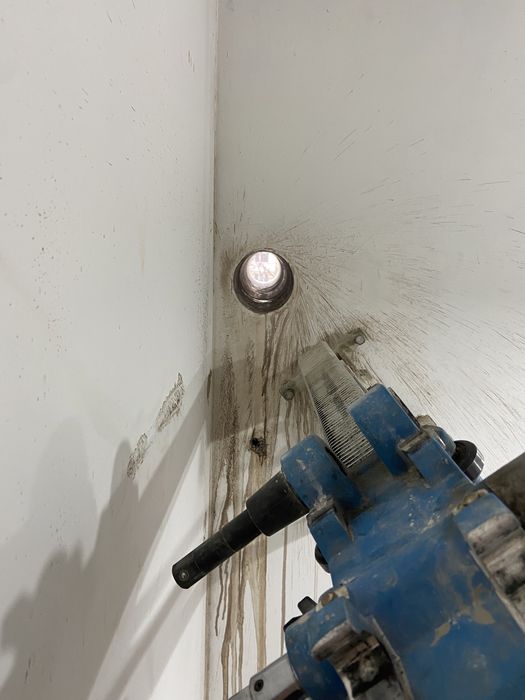 Пробиване на отвори в бетон. Диамантено пробиване.