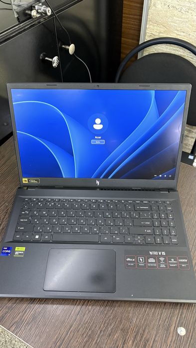 Acer nitro v15 i9