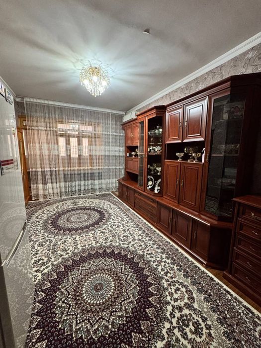 Юнусабад 15 кв 2 комнатная перед в  3 ком МОЖНО НА ИПАТЕКУ