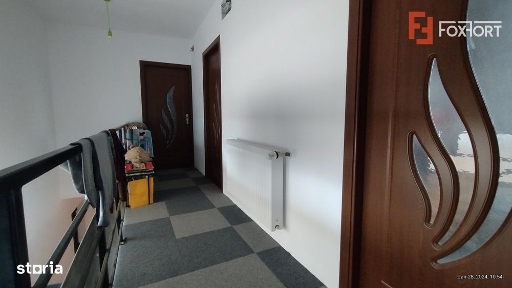 Casa 8 camere ,Sacalaz-Ideala pentru 2 familii