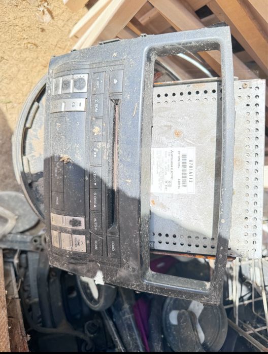 митсубиси паджеро 4, Фары