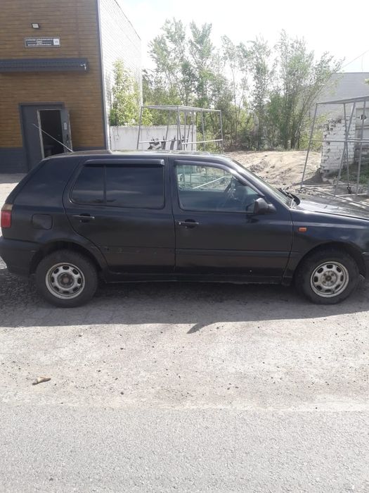 Фольксваген   Golf 3 1.6