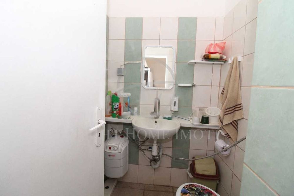 Продава се Магазин в Пловдив, Каменица 1 - 53 кв.м за 2019 €/кв.м - Снимка #1