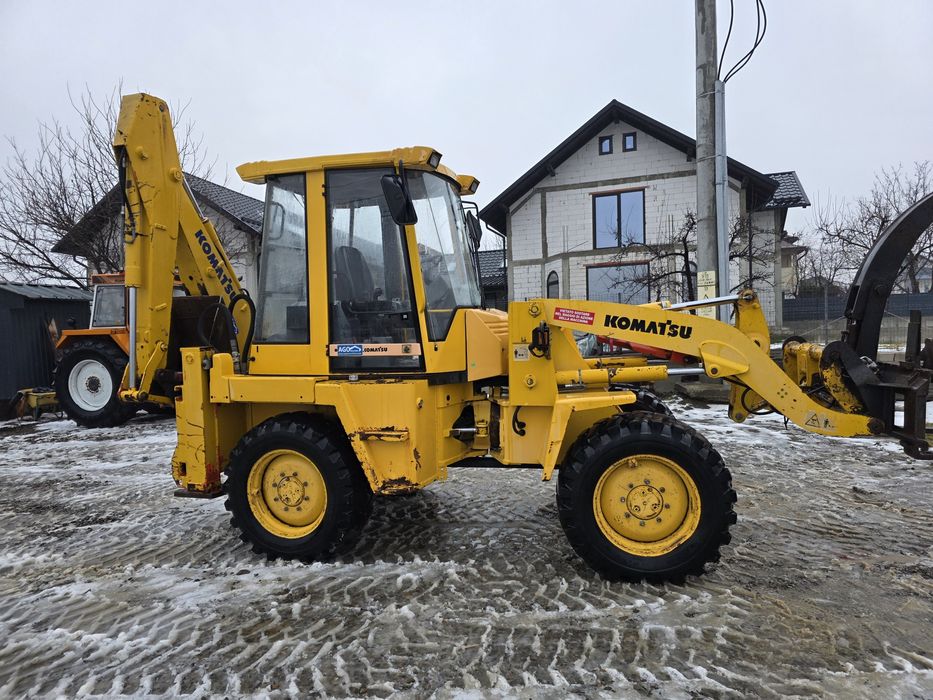 Vînd buldoescavator FAI KOMATSU