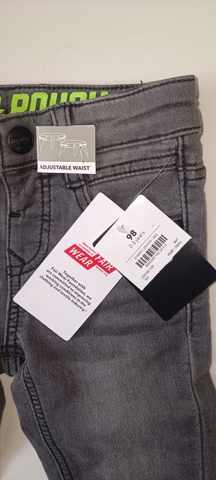 Джинсы на мальчика 2-3 года