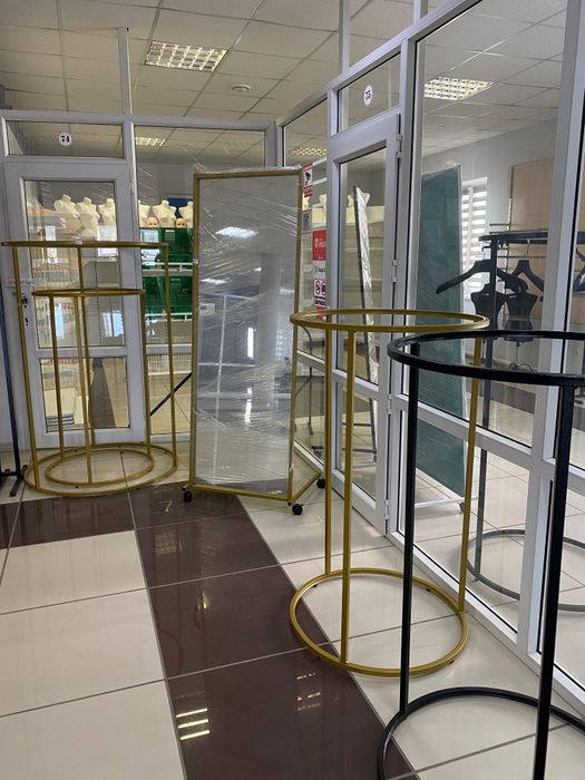 Продается новое торговое оборудование