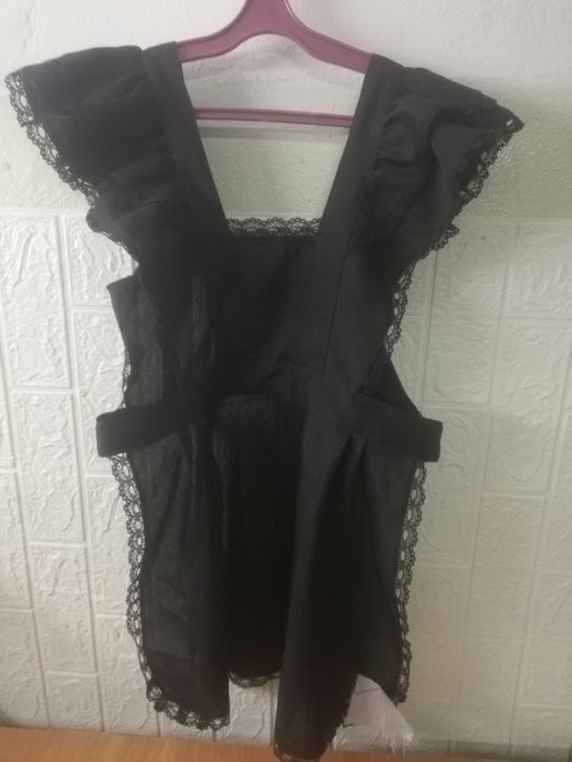 Фартуки школьные, новые.