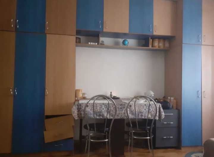 Garsoniera de vanzare