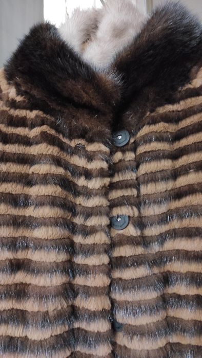 Женская одежда. Шуба