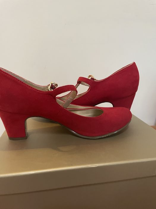 Pantofi cu toc - piele intoarsa (marimea 35)