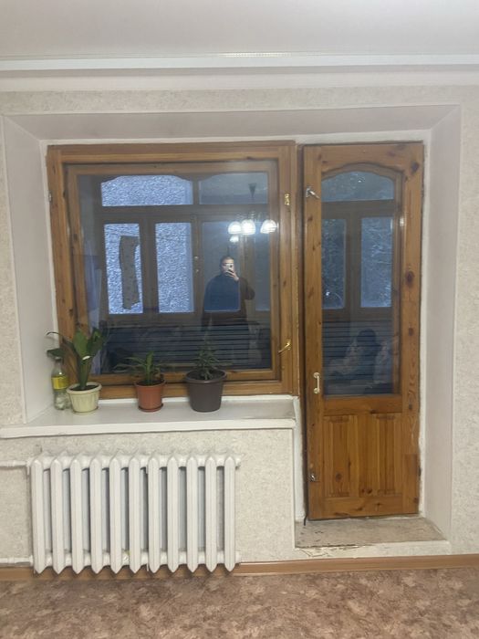 Деревянные двери и окна