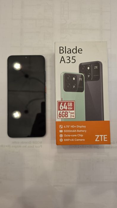 Vând ZTE Blade A35