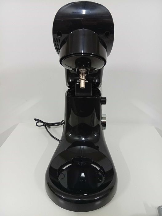 YASHE планетарен миксер 1500W, 5L – работи, със забележки