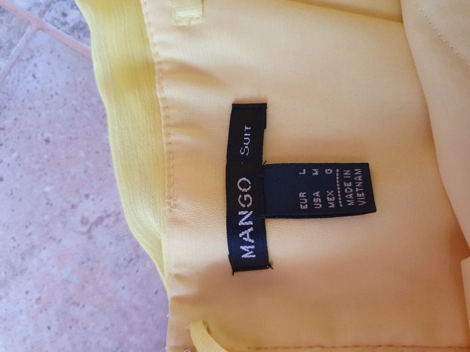 Оригинална рокля на Mango