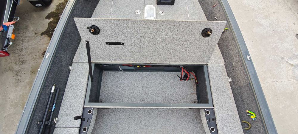 Barca Finval Rangy 510, motor Suzuki 60hp tiller si peridoc 750kg