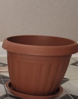 Цветочные горшки