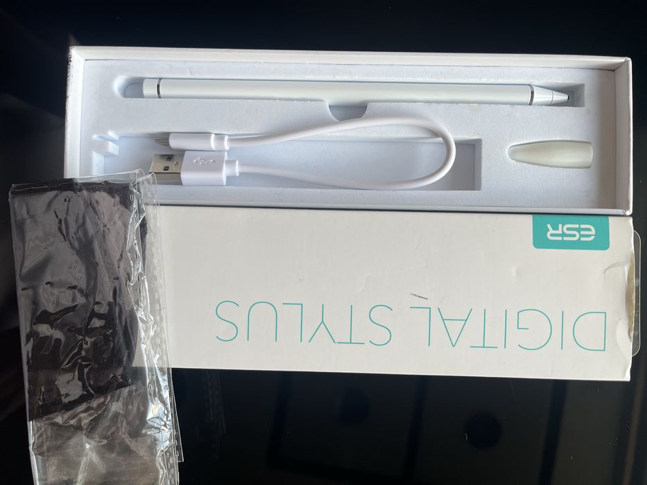 Дигитална писалка ESR Digital Stylus (Active Stylus Pen) – Бяла
