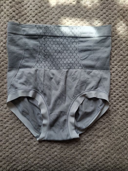 Утягивающие трусы