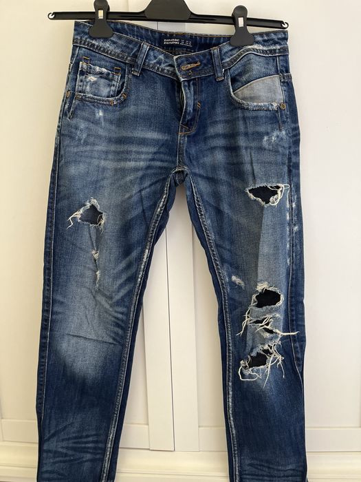 Скъсани дънки на ZARA DENIM