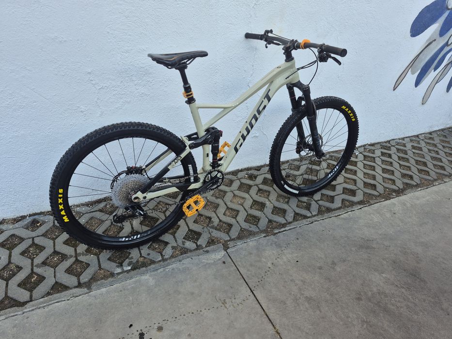 Bicicleta ghost slamr 27,5