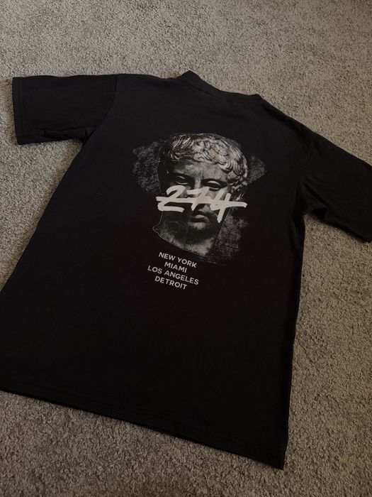 Тениска 274          .