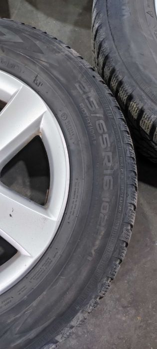 Set jante aliaj pe 16 volkswagen vw tiguan 2009 1.4 TSI cu anvelope de iarna DOT 2015