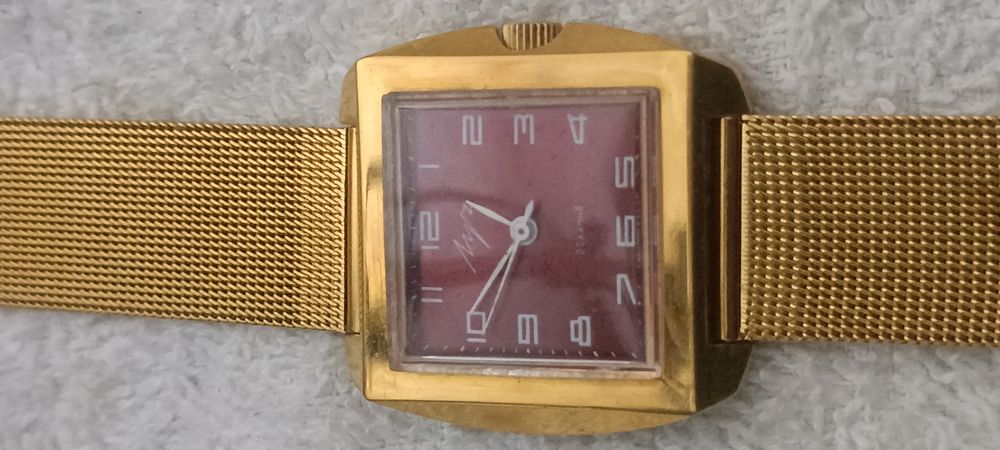 Луч механические часы