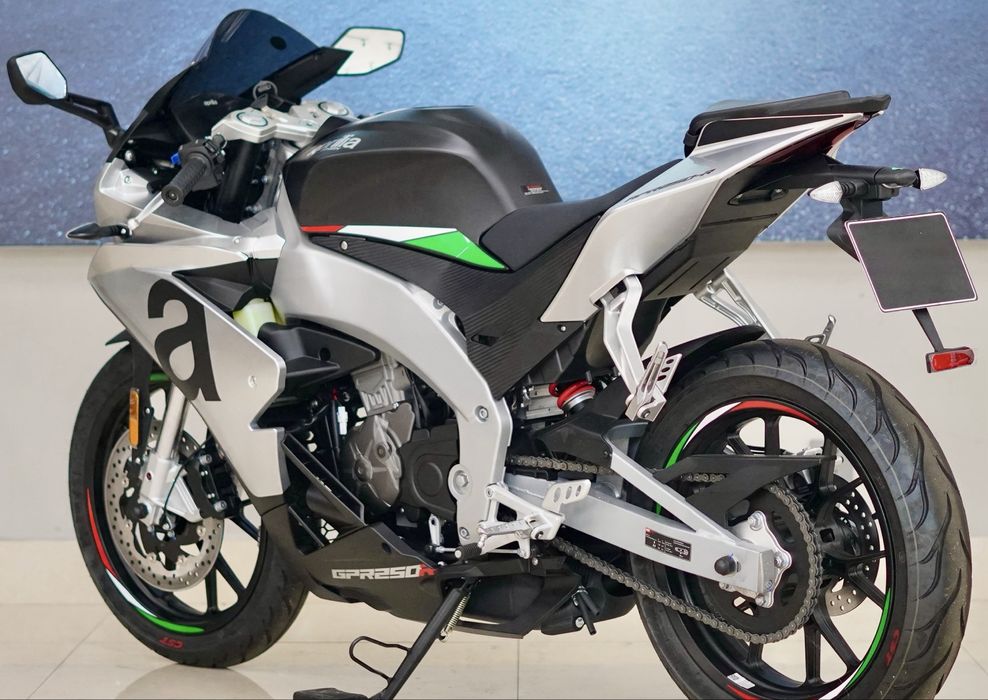 Мотоцикл Aprilia GPR250R ABS заказ