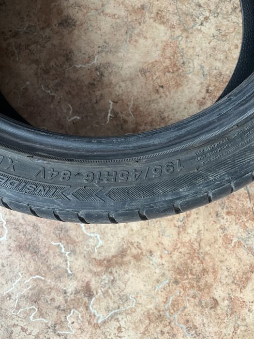 Продам шины 195/45/16
