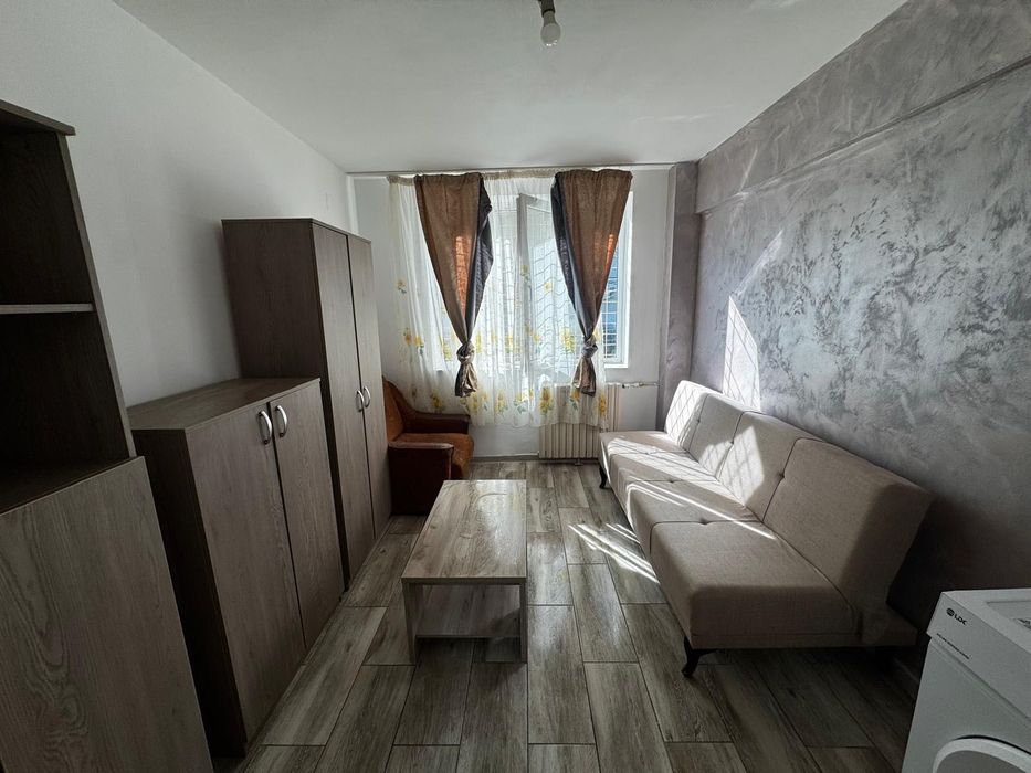 Garsonieră de închiriat
