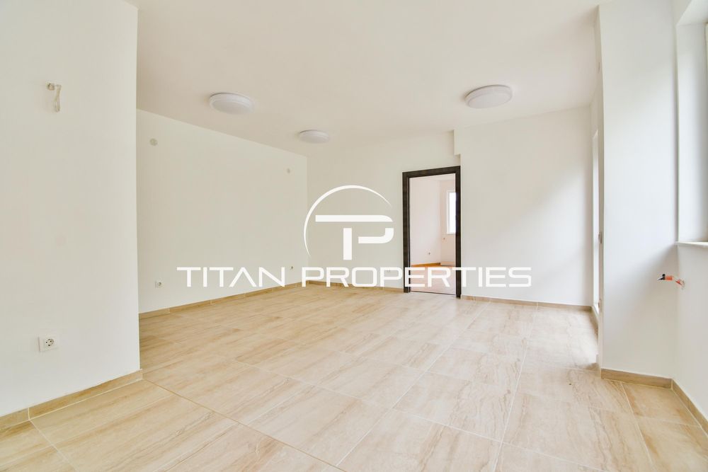 Тристаен за продажба в кв.Манастирски ливади