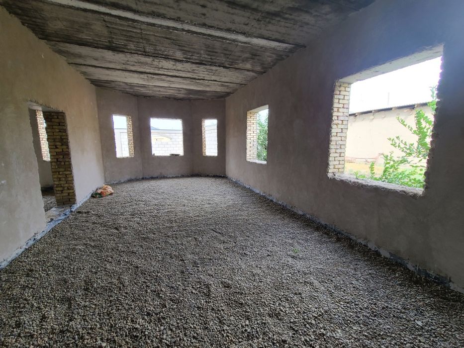 Бухоро 5 мкрн орка томонда 2 этажлик коробка участка сотилади