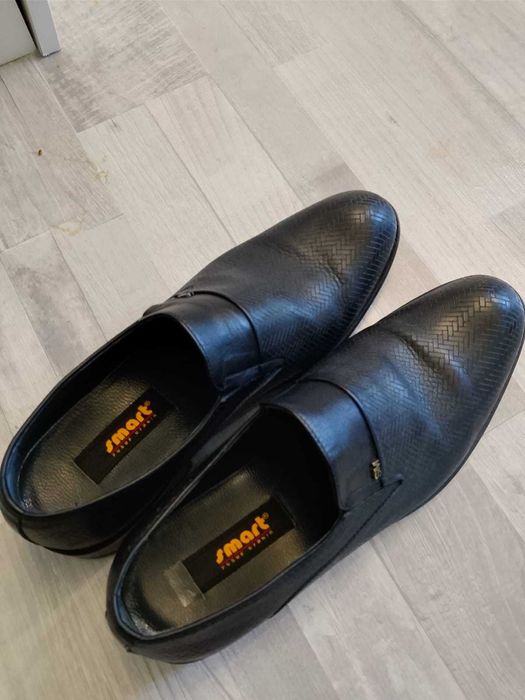 Продам туфли новые