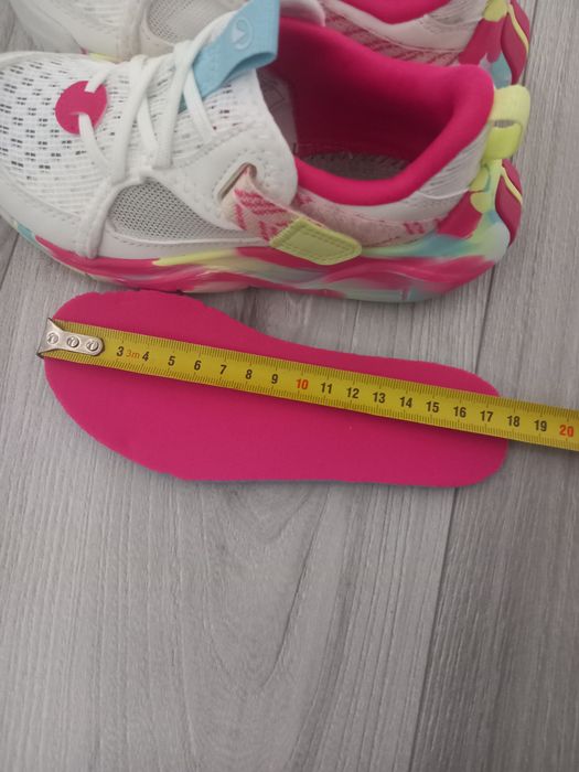 Детски маратонки за момиче