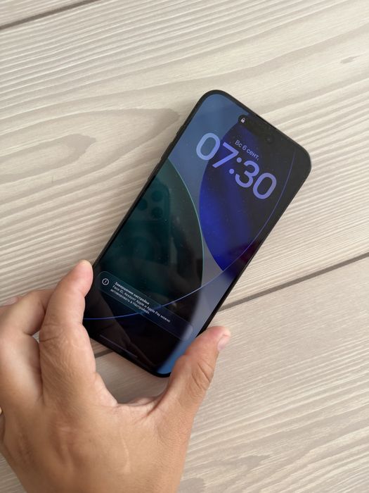 Продам айфон 15 pro Max