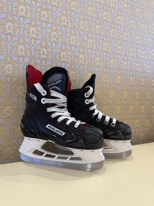 Детские коньки хоккейные