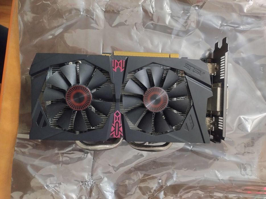 Placa Video GeForce GTX 950 ASUS STRIX 2GB