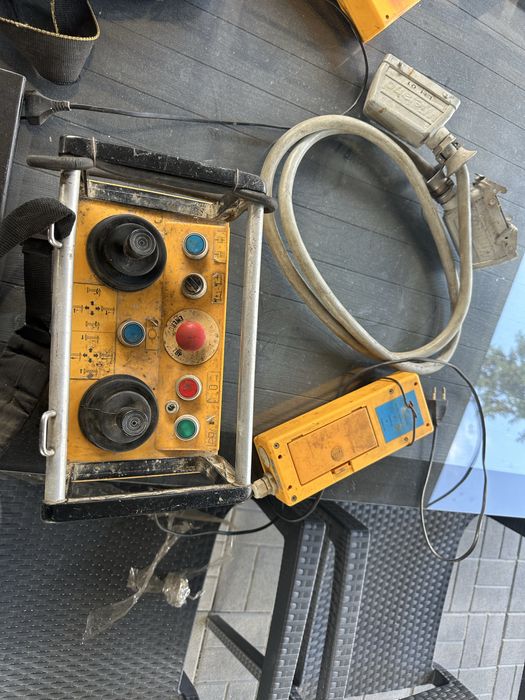 Radio Comanda Hetronic pentru macara cu incarcator si 2 acumulatori