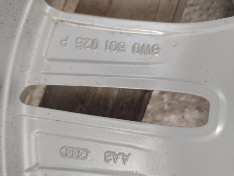 Нови 17-5х112 ЕТ42 7j Audi A4 S4 B9