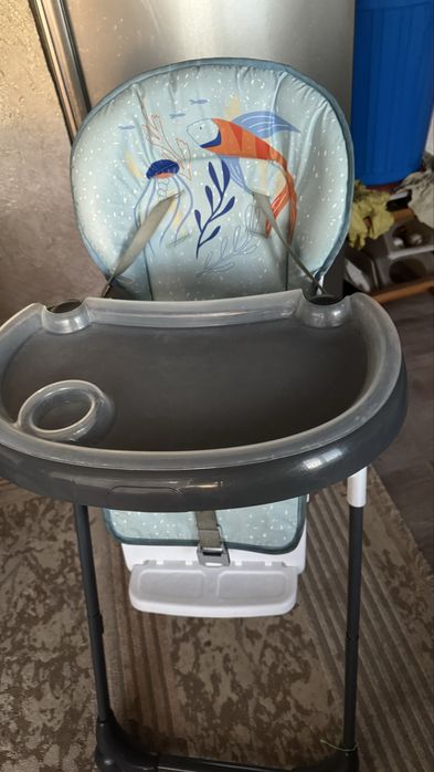 Детский стульчик для кормления