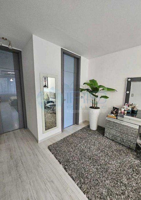 Продава се Мезонет в Шумен, Център - 400 кв.м за 838 €/кв.м - Снимка #8