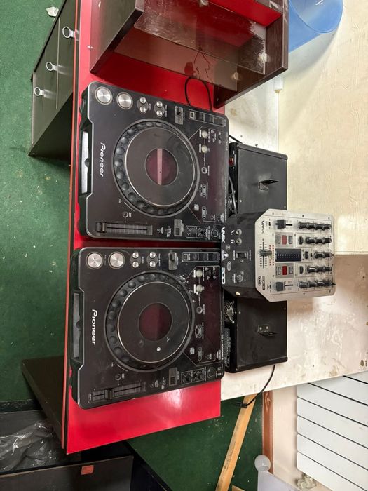 Музыкальный аппаратура Комплекты